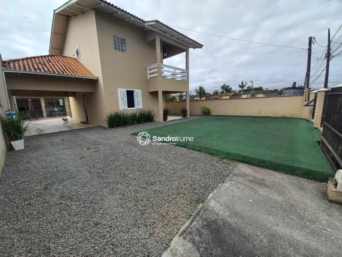 Casa, 3 quartos, 155 m² - Foto 1