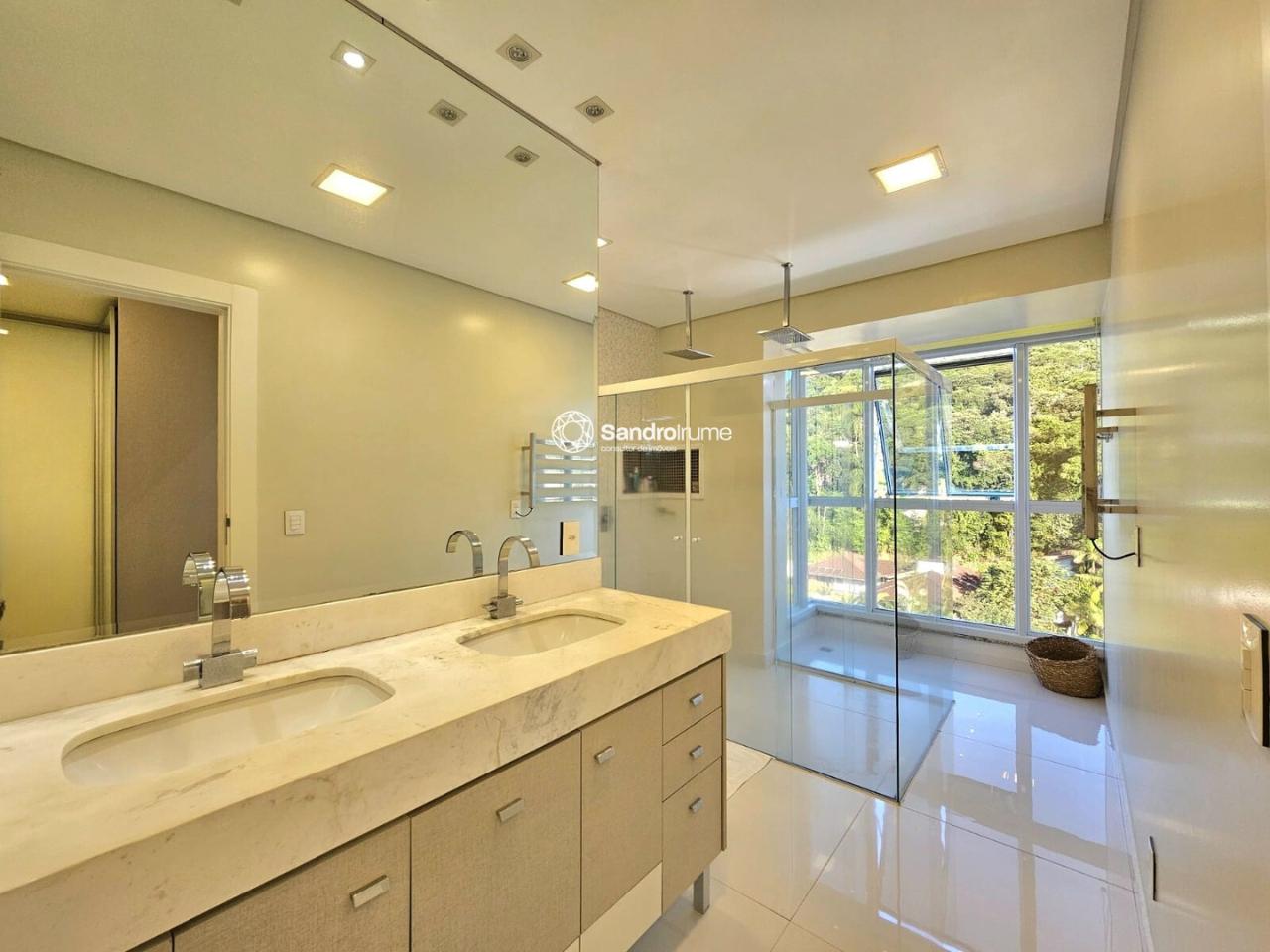 Cobertura, 3 quartos, 247 m² - Foto 7