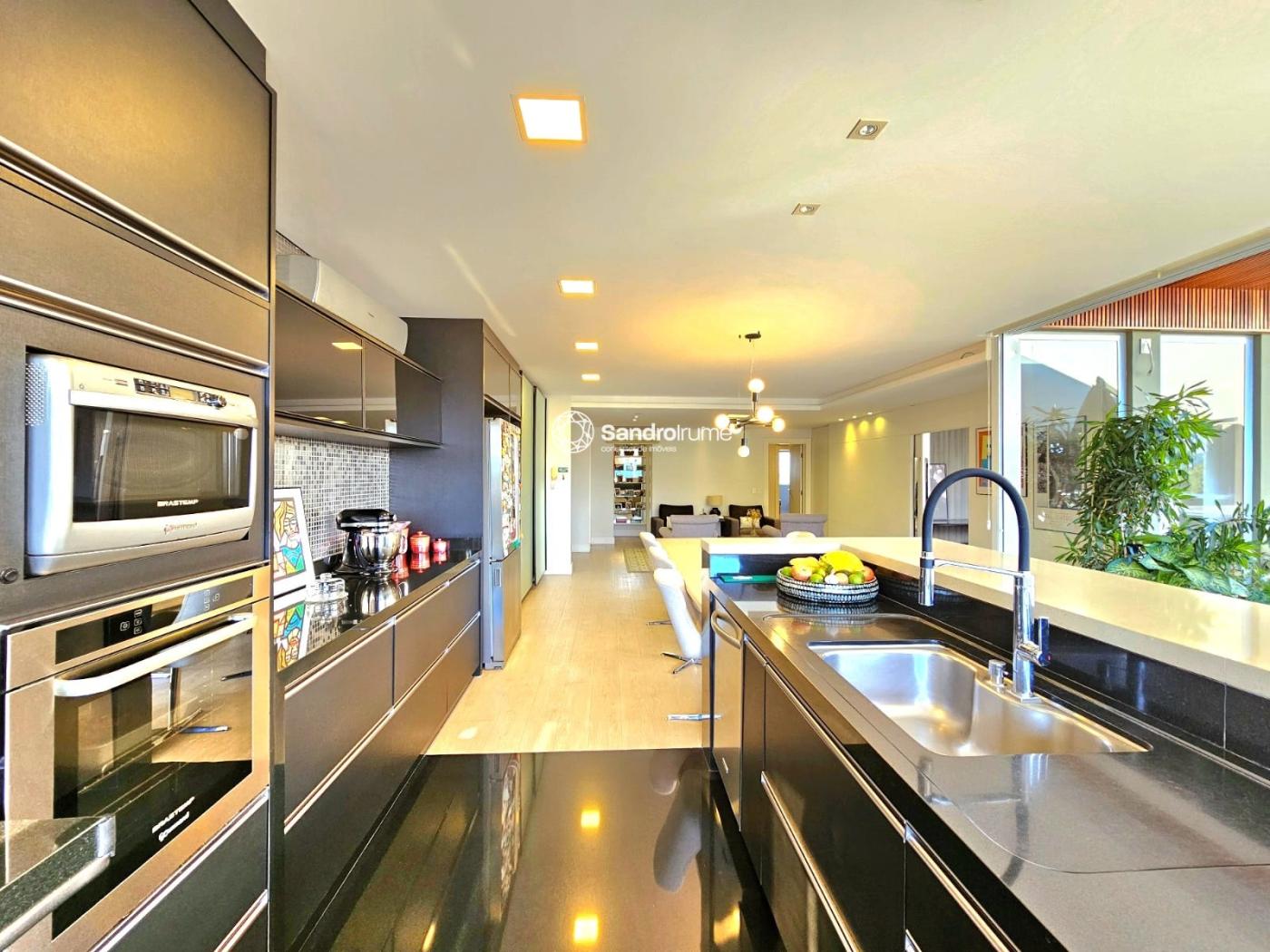 Cobertura, 3 quartos, 247 m² - Foto 24